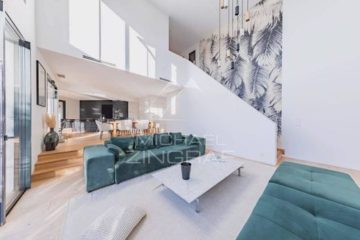 Luxury home in Pyla sur Mer, Gironde