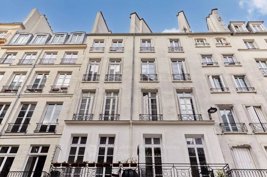 Apartment / Etagenwohnung in Chatelet les Halles, Louvre-Tuileries, Palais Royal, Paris