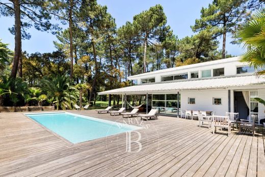Luxury home in Seignosse, Landes