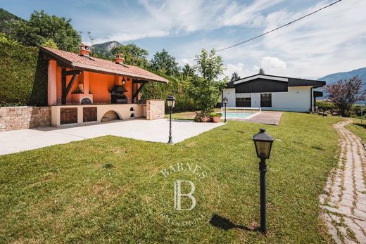 Luksusowy dom w Marignier, Haute-Savoie