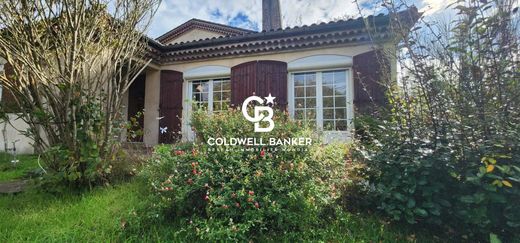 Элитный дом, Léognan, Gironde