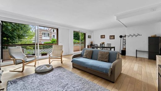 Appartamento a Garches, Hauts-de-Seine