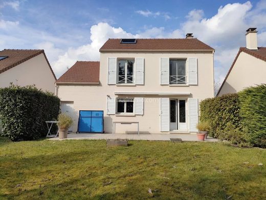 Luxury home in Bondoufle, Essonne