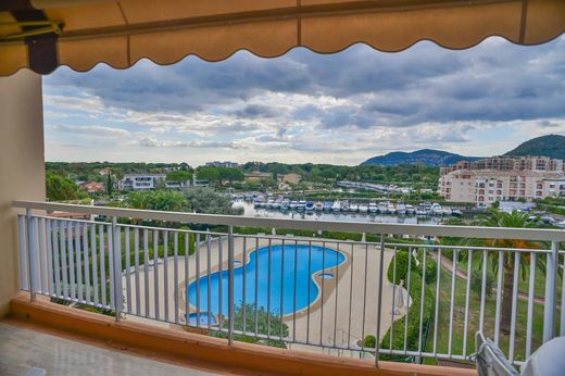 Appartamento a Mandelieu-la-Napoule, Alpi Marittime