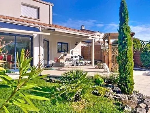 Πολυτελή κατοικία σε La Roche-sur-Yon, Vendée