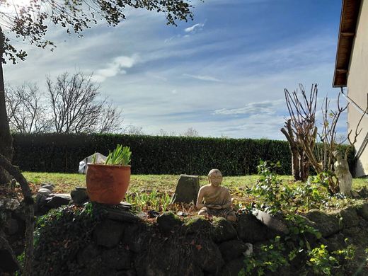 Luxury home in Aurillac, Cantal