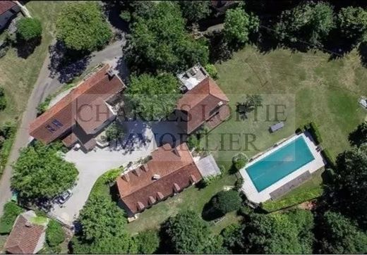 Luxury home in Catus, Lot