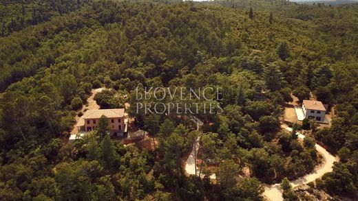 Luxury home in Châteauvert, Var