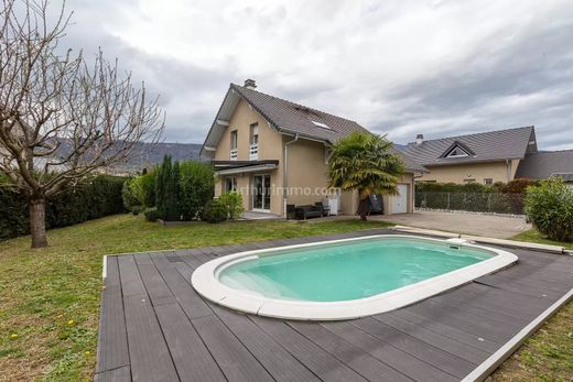 Maison de luxe à La Motte-Servolex, Savoie