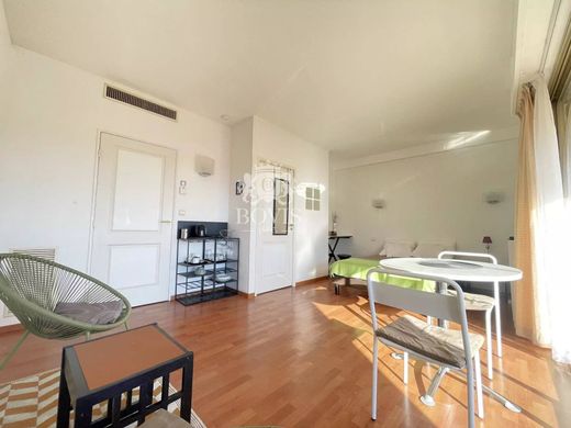 Apartment in Beaulieu-sur-Mer, Alpes-Maritimes