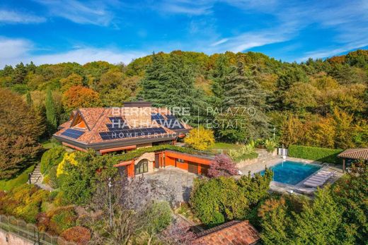 Villa Vergiate, Varese ilçesinde