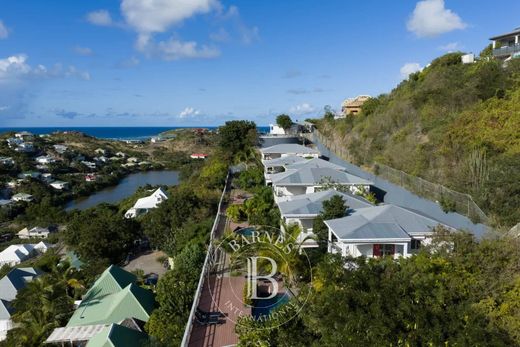 아파트 / Gustavia