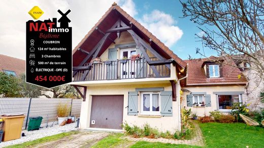 Luxe woning in Coubron, Seine-Saint-Denis