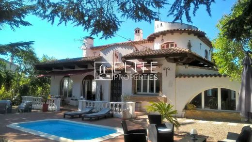 Mougins, Alpes-Maritimesの高級住宅