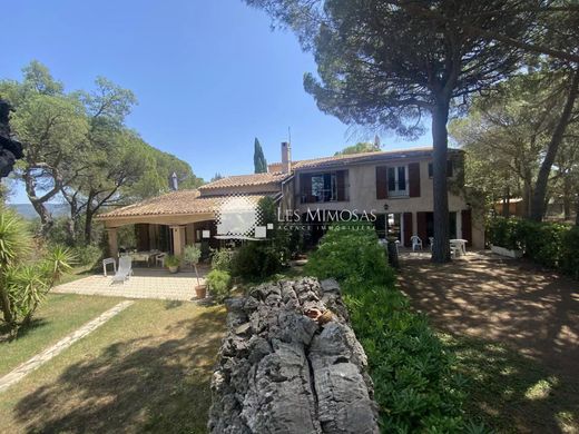 Luxury home in Roquebrune-sur-Argens, Var
