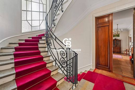 Apartment in Monceau, Courcelles, Ternes, Paris