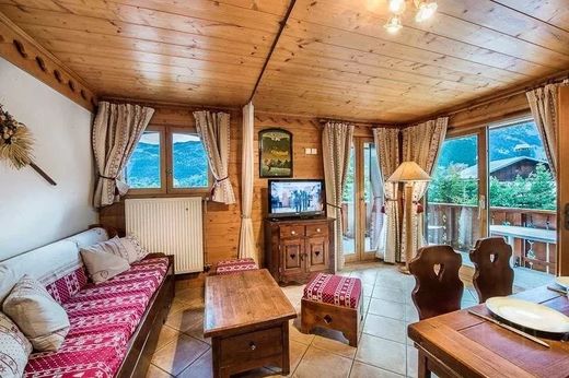 Apartment / Etagenwohnung in Méribel, Savoy