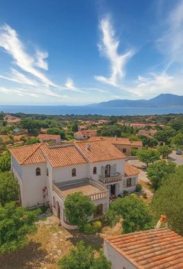 Villa in Grosseto-Prugna, South Corsica
