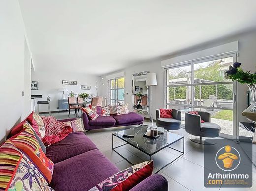 منزل ﻓﻲ Brunoy, Essonne