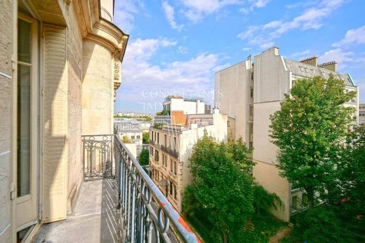 Apartment in La Muette, Auteuil, Porte Dauphine, Paris