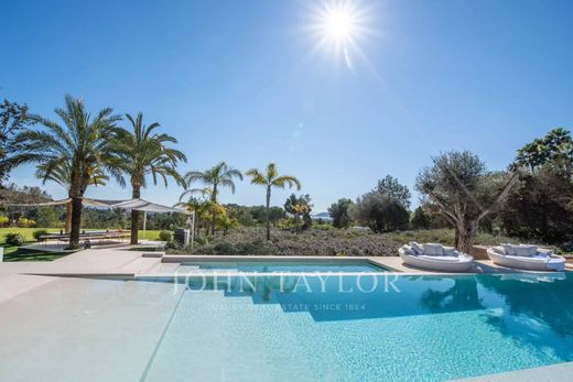 Villa for rent per week in San Jose