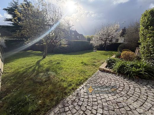 Luxury home in Condé-Sainte-Libiaire, Seine-et-Marne