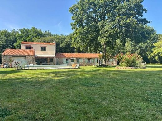 Rustykalny lub Wiejski w Frossay, Loire-Atlantique
