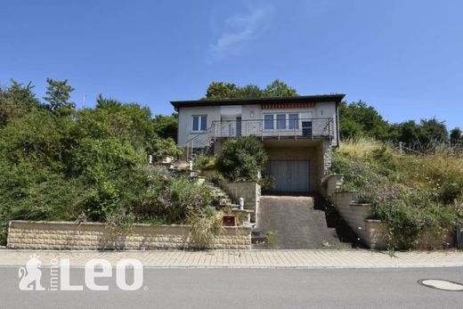 Luxury home in Schieren, Diekirch