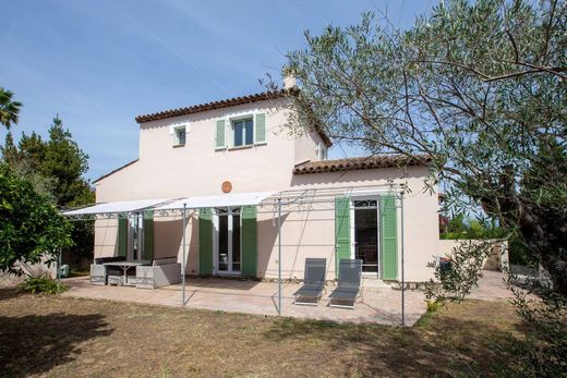 Villa in Antibes, Alpes-Maritimes