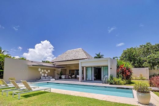 빌라 / Beau Champ, Savanne District