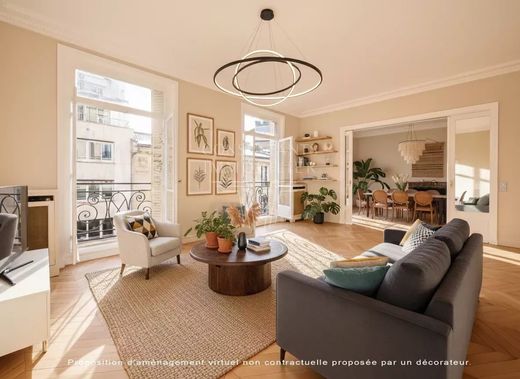 Apartment in La Muette, Auteuil, Porte Dauphine, Paris