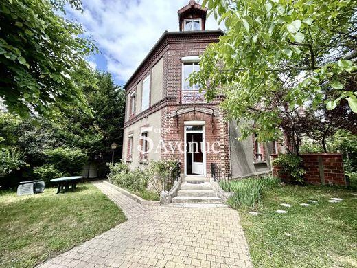 豪宅  Sucy-en-Brie, Val-de-Marne