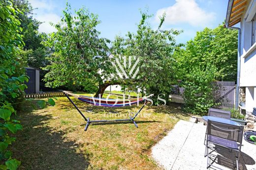 Luxus-Haus in Fontenay-sous-Bois, Val-de-Marne