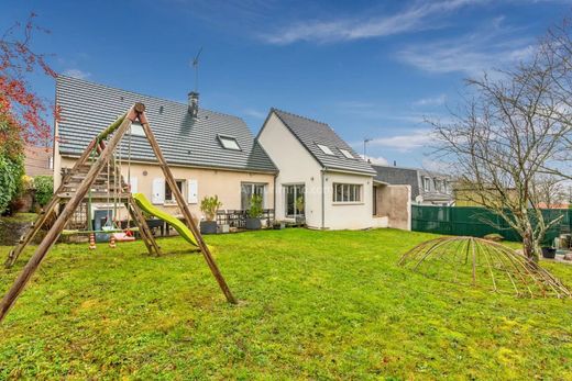 Casa di lusso a Carnetin, Seine-et-Marne