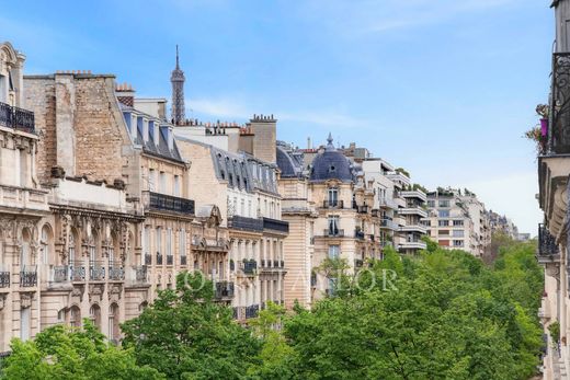 Apartment in La Muette, Auteuil, Porte Dauphine, Paris
