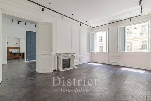 Apartment / Etagenwohnung in Champs-Elysées, Madeleine, Triangle d’or, Paris