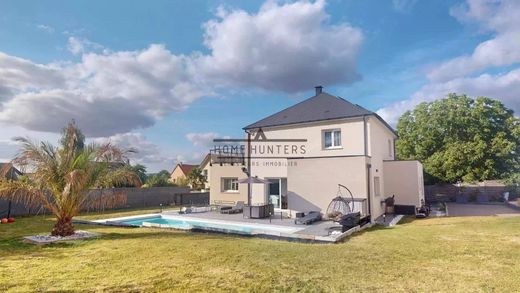 Luxus-Haus in Fontaine-Étoupefour, Calvados