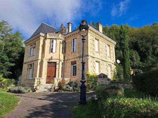 Kasteel in Bourg, Gironde