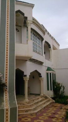 Villa à Sayada, Sayada Lamta Bouhjar