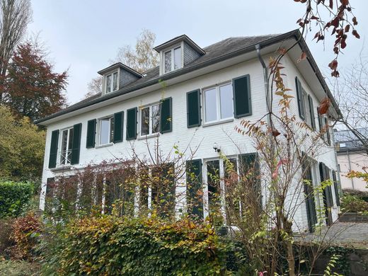 Casa di lusso a Arlon, Province du Luxembourg