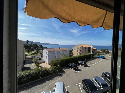 套间/公寓  Saint-Florent, Upper Corsica