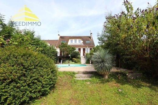 Luxury home in Boussy-Saint-Antoine, Essonne