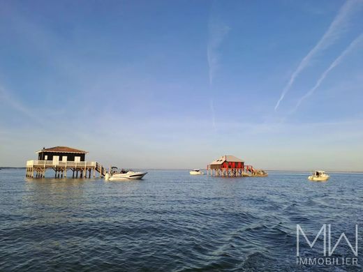 Lège-Cap-Ferret, Girondeの高級住宅