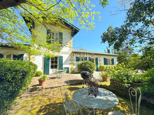 Luxury home in Saint-Georges-de-Didonne, Charente-Maritime