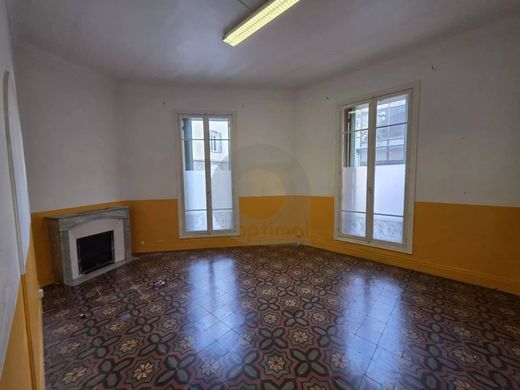 Menton, Alpes-Maritimesのオフィス