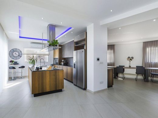 Вилла, San Ġwann