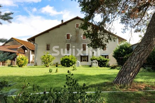 Rural or Farmhouse in Prévessin-Moëns, Ain