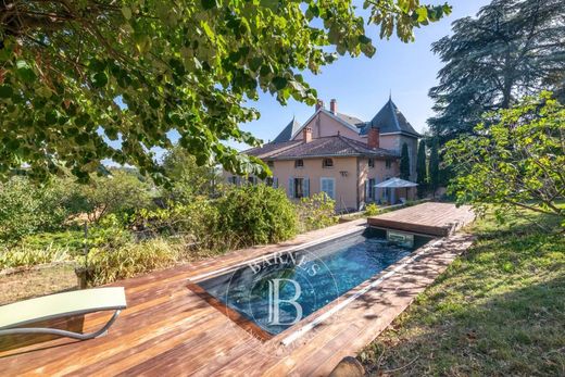 Maison de luxe à Saint-Genis-Laval, Rhône