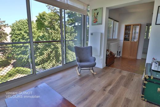 ‏דירה ב  Saint-Germain-en-Laye, Yvelines