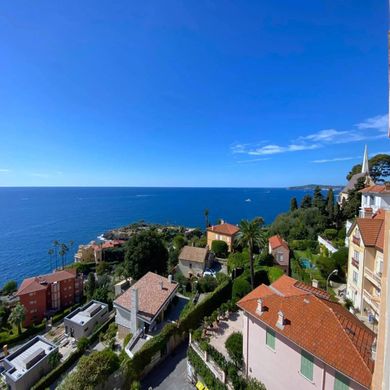 Apartment / Etagenwohnung in Cap-d'Ail, Alpes-Maritimes